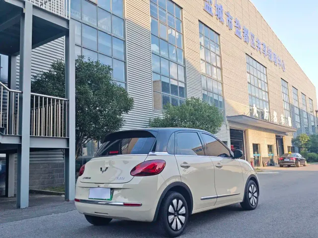 Wuling Bingo — Фото автомобиля 7