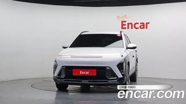 Hyundai Kona Kona (SX2) Бензин 1.6 турбо 2WD — Фото автомобиля 3