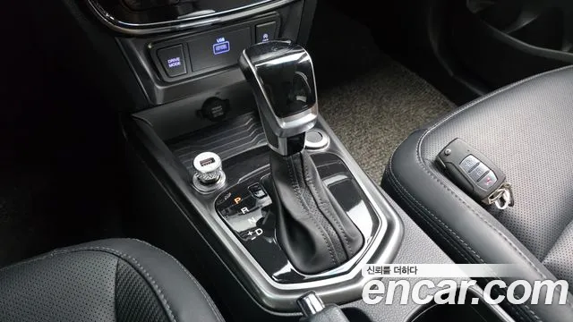 KG_Mobility_Ssangyong TIBOLI Very New Tivoli Бензин 1.5 2WD — Фото автомобиля 3