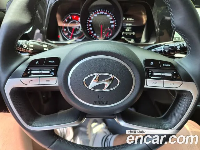 Hyundai AVANTE Avante (CN7) — Фото автомобиля 12