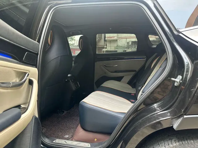 BYD Song PLUS — Фото автомобиля 13