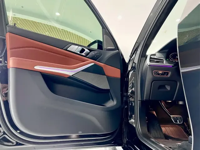 BMW X7 — Фото автомобиля 21