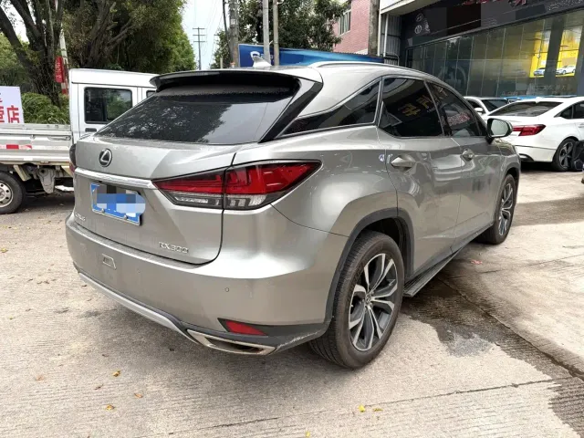 Lexus RX — Фото автомобиля 3