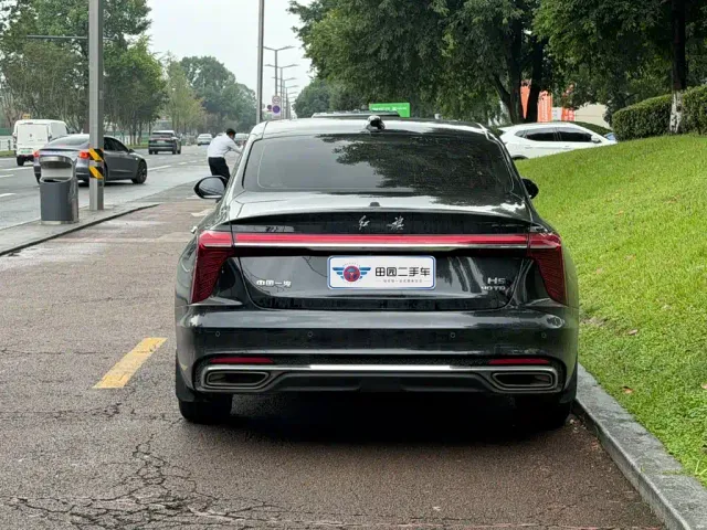 Hongqi H5 — Фото автомобиля 5