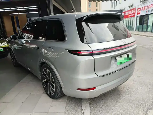 Li Auto L9 — Фото автомобиля 2