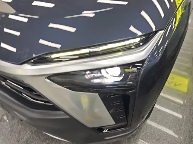 Nio ES8 — Фото автомобиля 23