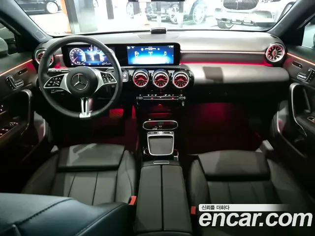 Mercedes-Benz A-Class W177 — Фото автомобиля 7