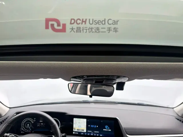 Hyundai Sonata — Фото автомобиля 12