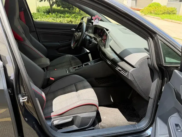 Volkswagen Golf GTI — Фото автомобиля 13