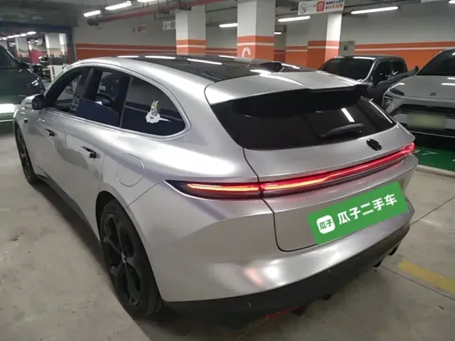 Nio ET5 Touring — Фото автомобиля 4