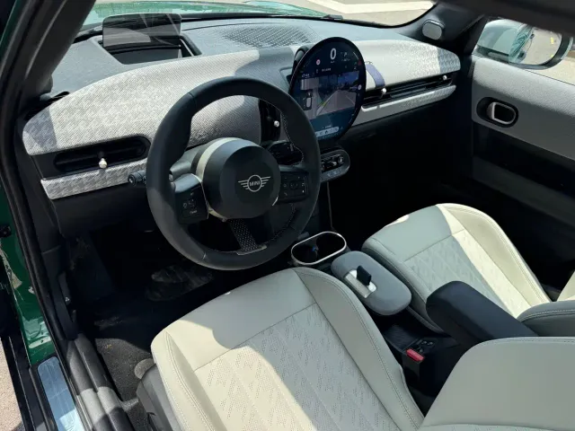 MINI Hatch — Фото автомобиля 7