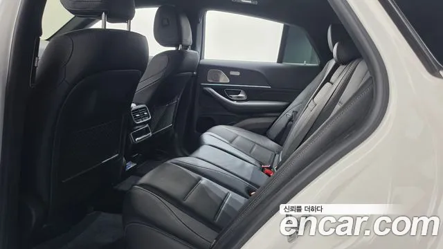 Mercedes-Benz GLE-Class — Фото автомобиля 26