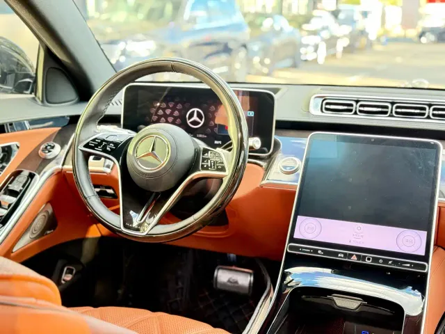 Mercedes-Benz Maybach S-Class — Фото автомобиля 21