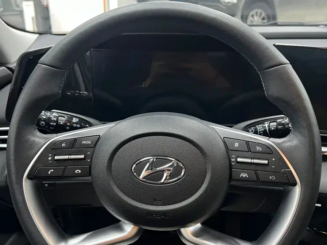 Hyundai Elantra — Фото автомобиля 13