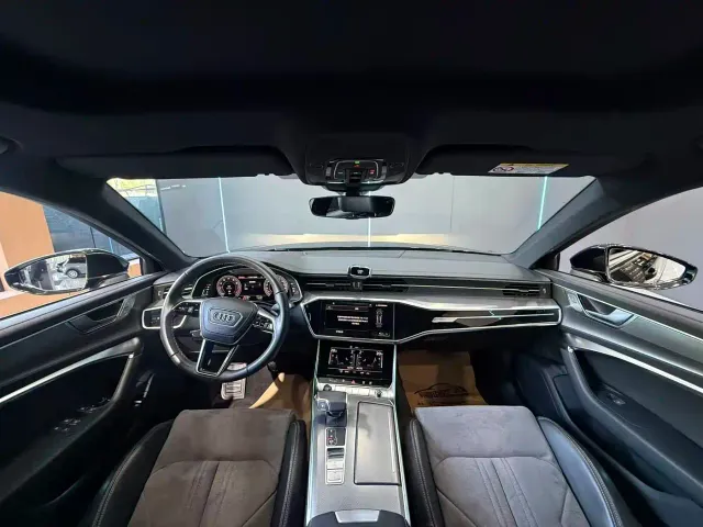 Audi A6L — Фото автомобиля 9