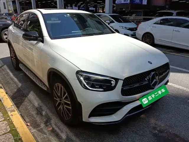 Mercedes-Benz GLC Coupe — Фото автомобиля 3