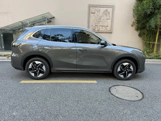 Geely Galaxy E5 — Фото автомобиля 17