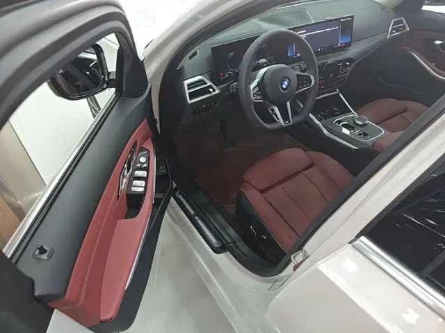BMW 3 Series — Фото автомобиля 15