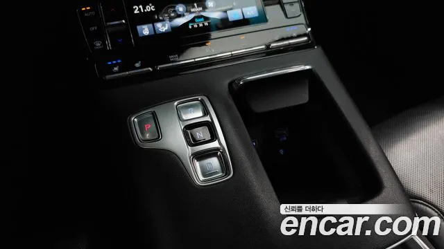 Hyundai Grandeur New — Фото автомобиля 12