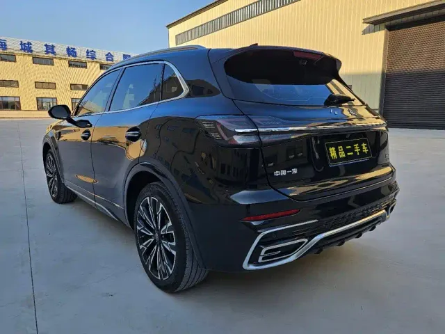 Hongqi HS5 — Фото автомобиля 10