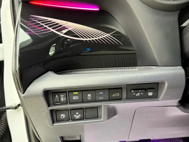 Toyota Sienna — Фото автомобиля 10