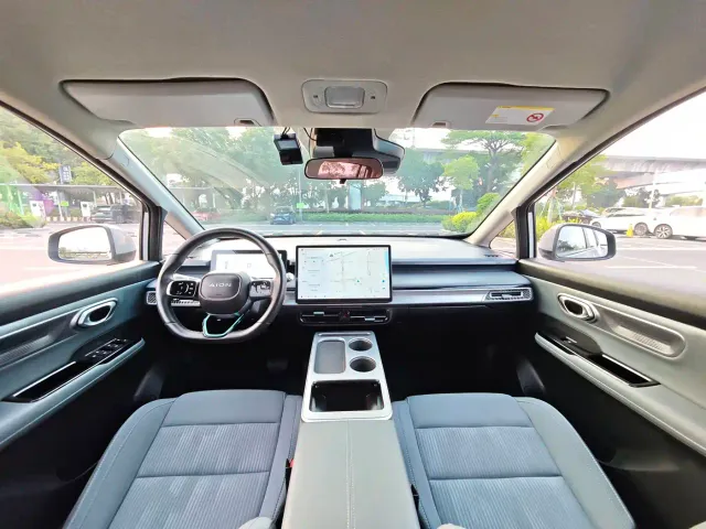 GAC Aion Y — Фото автомобиля 6