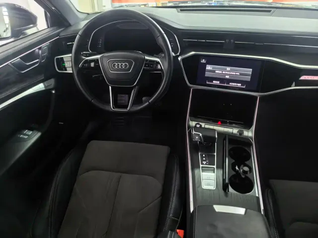 Audi A6L — Фото автомобиля 11