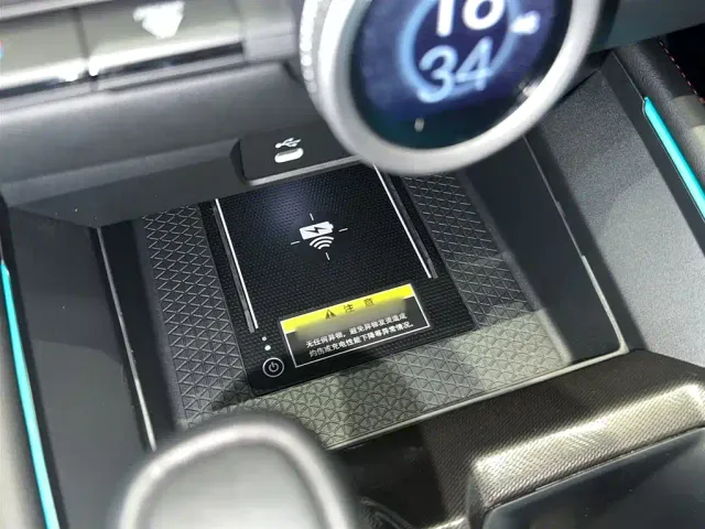 Honda Accord — Фото автомобиля 4