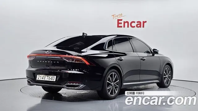 Hyundai Grandeur Новый Grandeur IG — Фото автомобиля 2