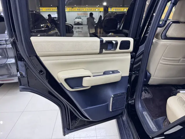 BYD FangChengBao Leopard 5 — Фото автомобиля 14