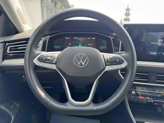 Volkswagen Sagitar — Фото автомобиля 15