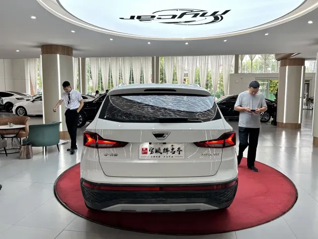 Jetta VS5 — Фото автомобиля 6