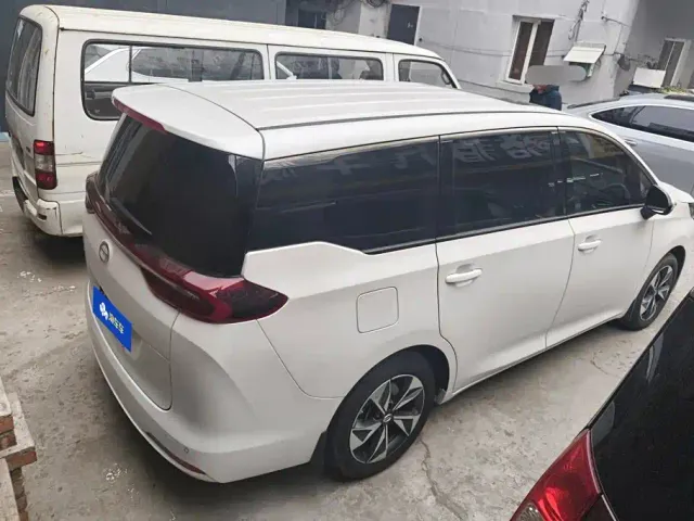 GAC Trumpchi M6 — Фото автомобиля 3