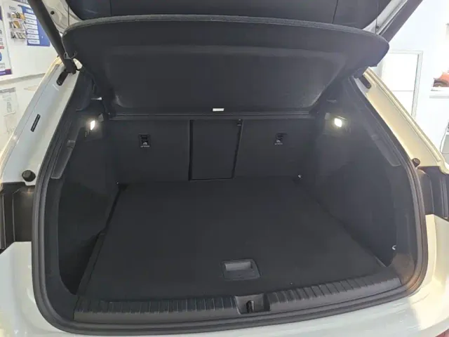 Audi Q4 e-tron — Фото автомобиля 18