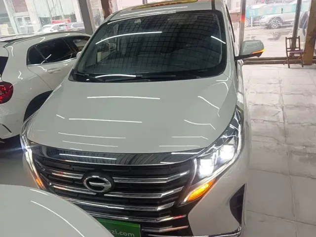 GAC Trumpchi M8 — Фото автомобиля 2
