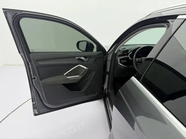 Audi Q3 — Фото автомобиля 22