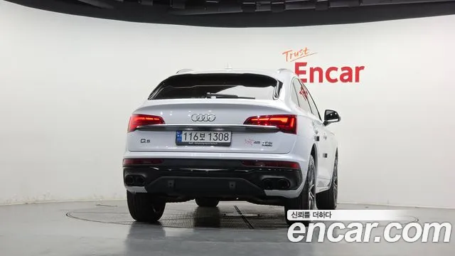 Audi Q5 FY — Фото автомобиля 4
