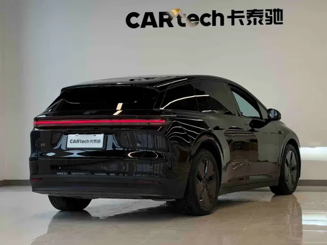 Li Auto i6 — Фото автомобиля 4