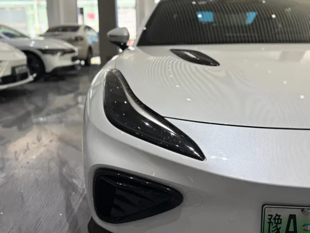 Hozon Neta GT — Фото автомобиля 20