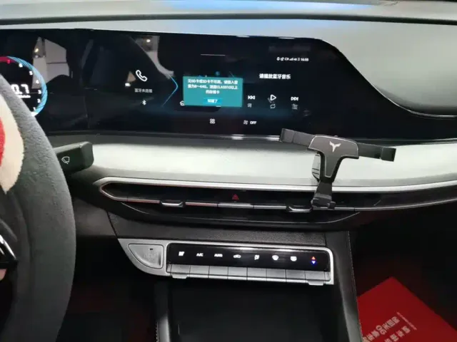 Changan Eado — Фото автомобиля 12