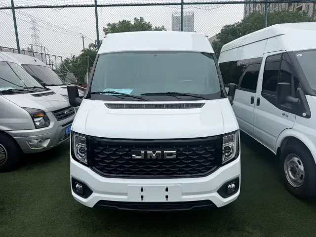 Jiangling JMC Fushun 2025 Model 2.0T 6MT Diesel Medium Wheelbase Medium-High Roof Commercial MPV 5/6 Seats — Фото автомобиля 2