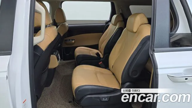Kia Canival Carnival 4 поколение Дизель 9 мест Prestige — Фото автомобиля 12