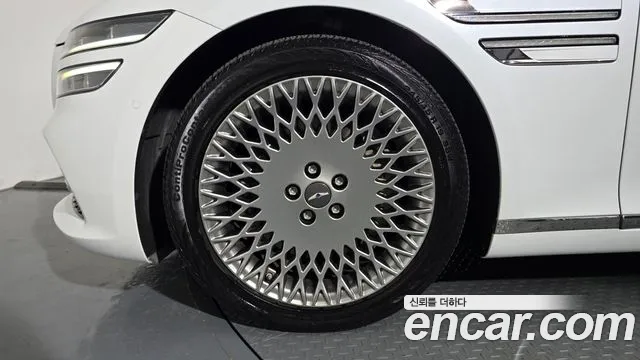 Genesis G80 Бензин 2.5 турбо AWD — Фото автомобиля 5