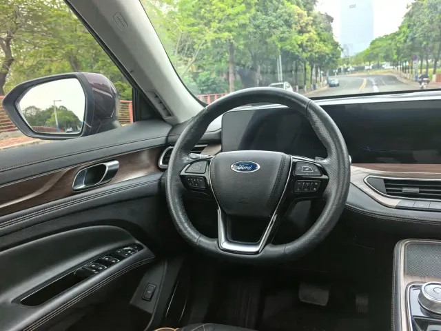 Ford Territory — Фото автомобиля 7