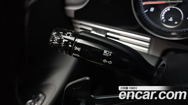 Hyundai Grandeur Новый Grandeur IG 3.0 LPi (Для проката) — Фото автомобиля 16