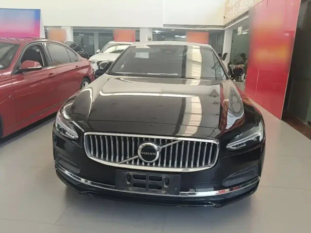 Volvo S90 — Фото автомобиля 2