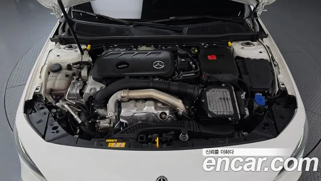 Mercedes-Benz A-Class W177 — Фото автомобиля 9