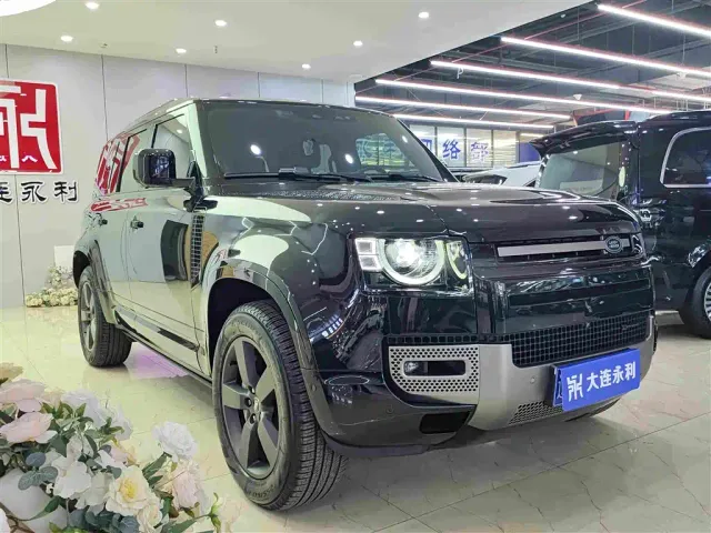 Land Rover Defender — Фото автомобиля 3