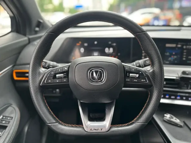 Changan UNI-T — Фото автомобиля 8