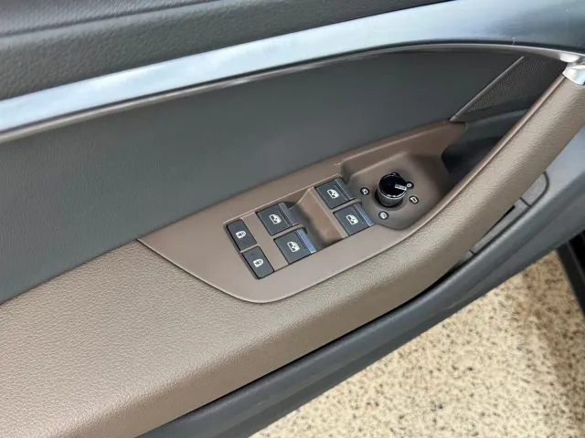 Audi A7L — Фото автомобиля 23